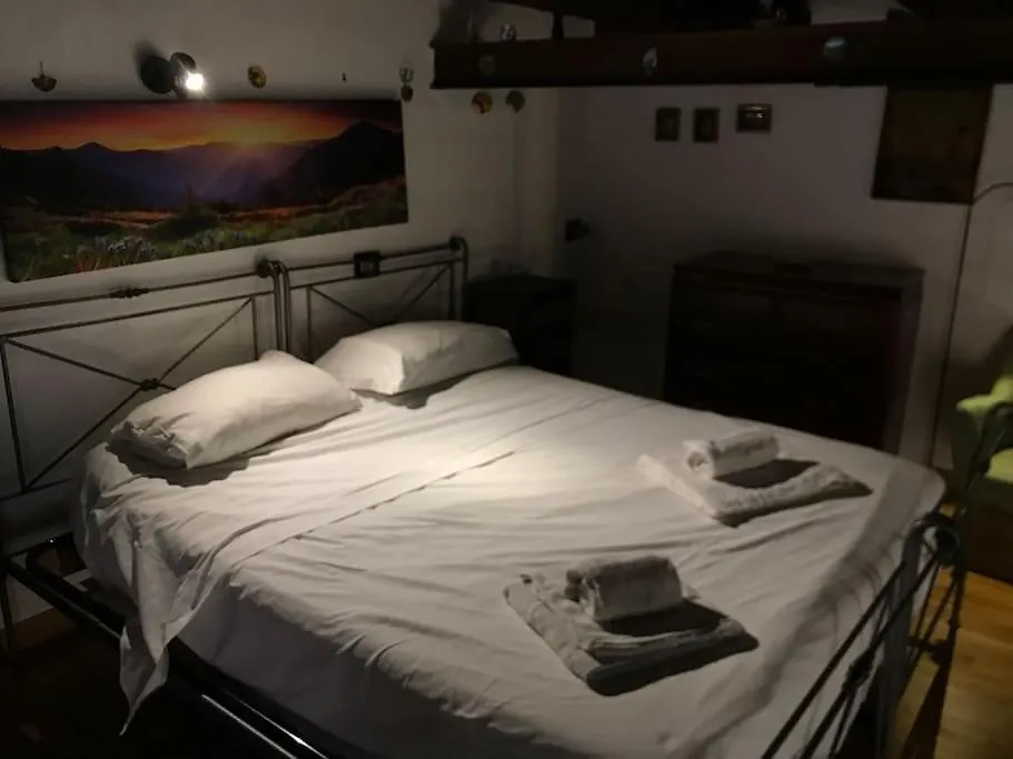 Casa Vacanza Trinita ナポリ 0*,  イタリア