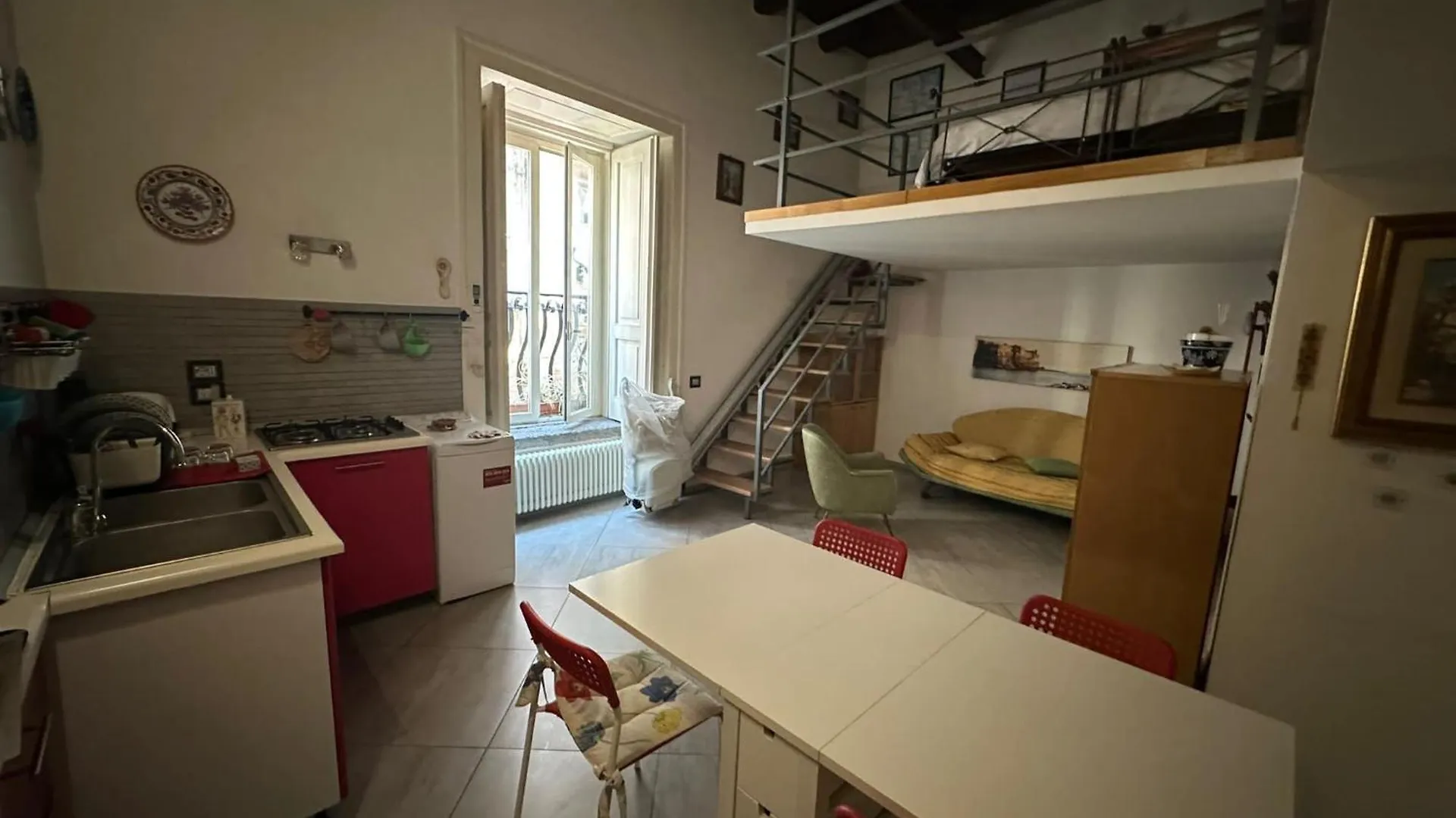 Casa Vacanza Trinita Naples Italy